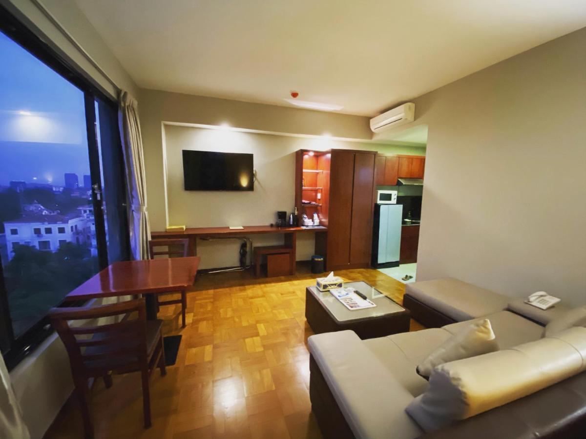 My Dream Hotel Γιανγκόν Εξωτερικό φωτογραφία